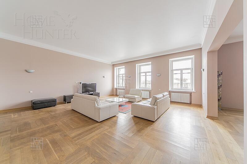 5-КОМН. КВАРТИРА С ОТДЕЛКОЙ 213.7 М² НА 5 ЭТАЖЕ