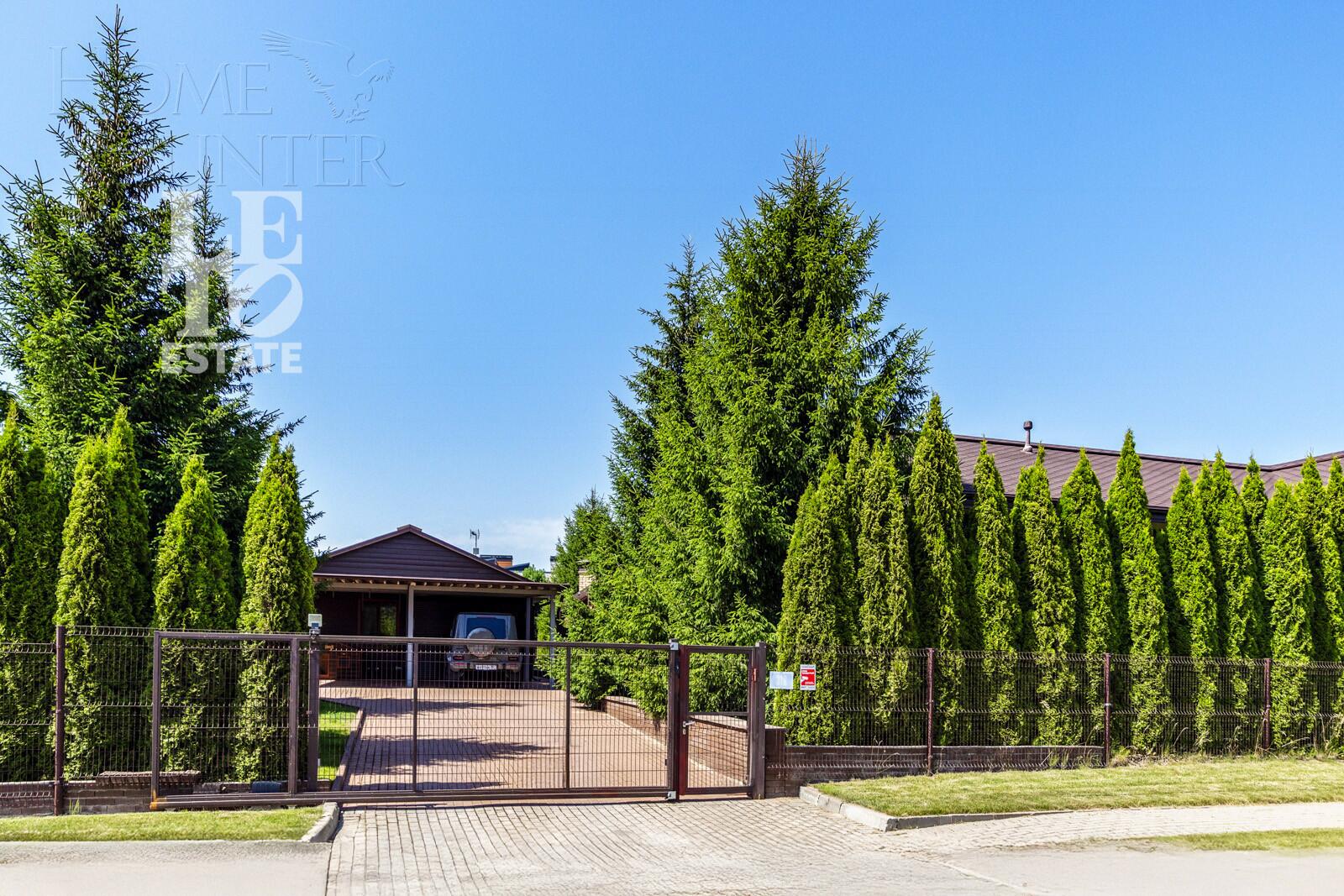 2-этажный коттедж 300 м² с отделкой