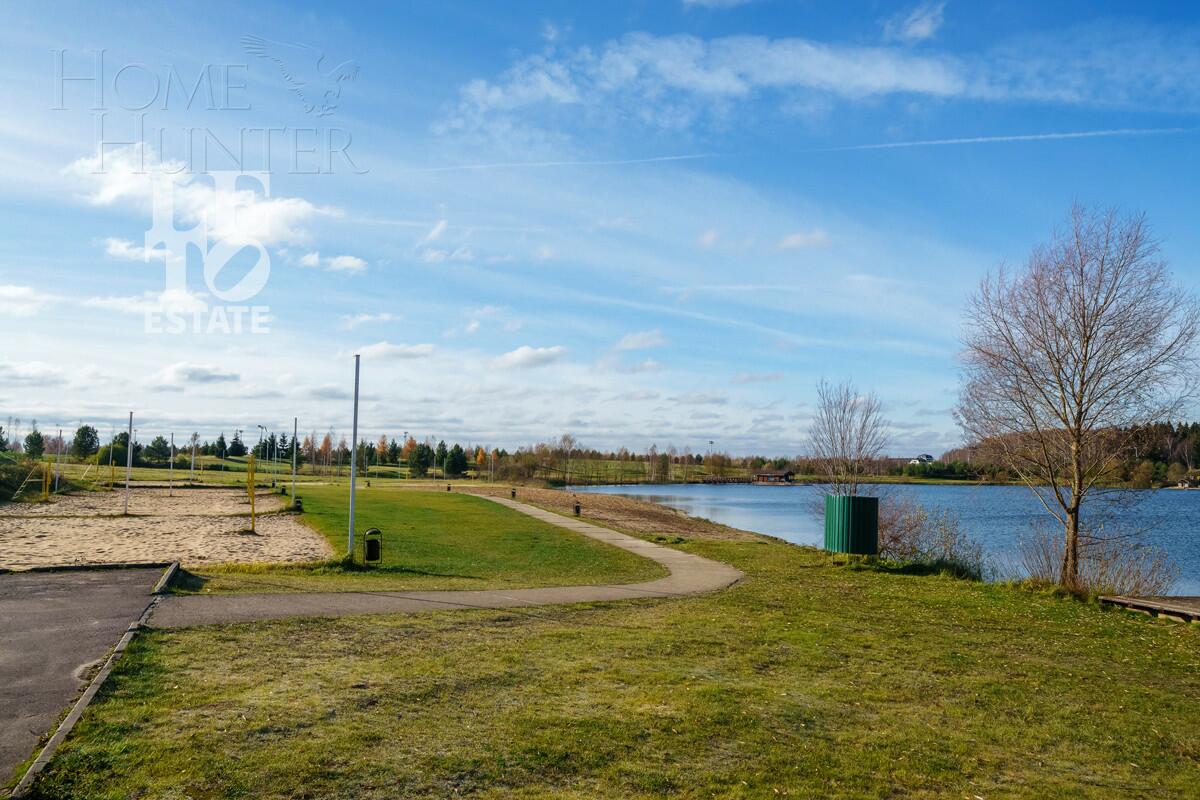 3-этажный коттедж 330 м² с отделкой