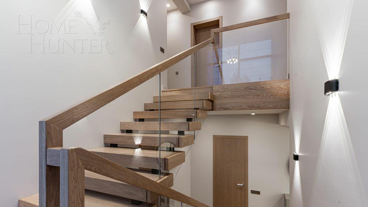 2-этажный коттедж 370 м² с отделкой