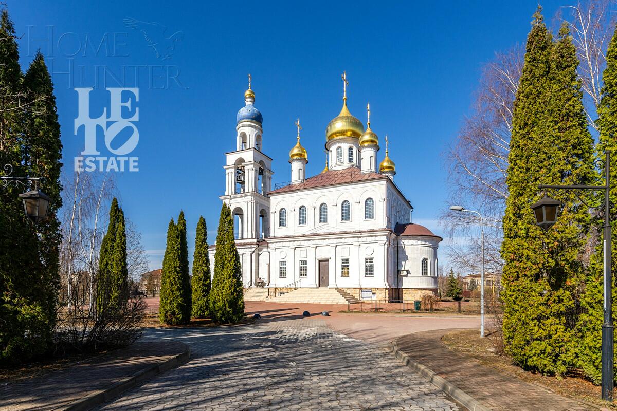 2-этажный коттедж 680 м² без отделки