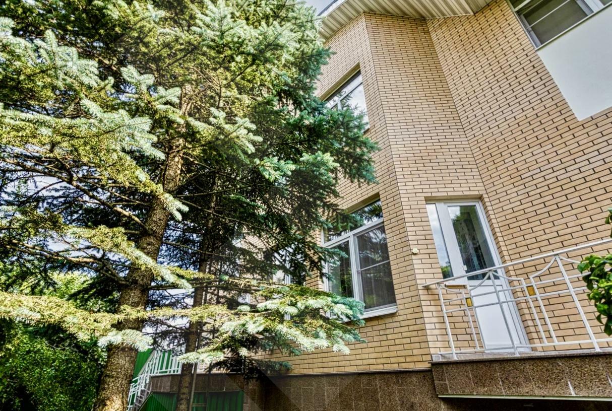 2-этажный коттедж 440.4 м² с отделкой