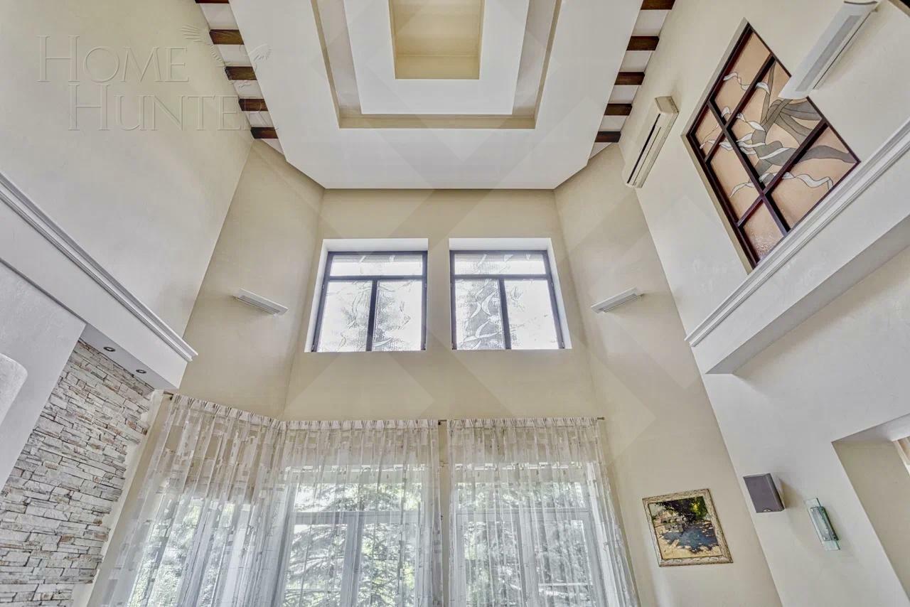 2-этажный коттедж 440.4 м² с отделкой