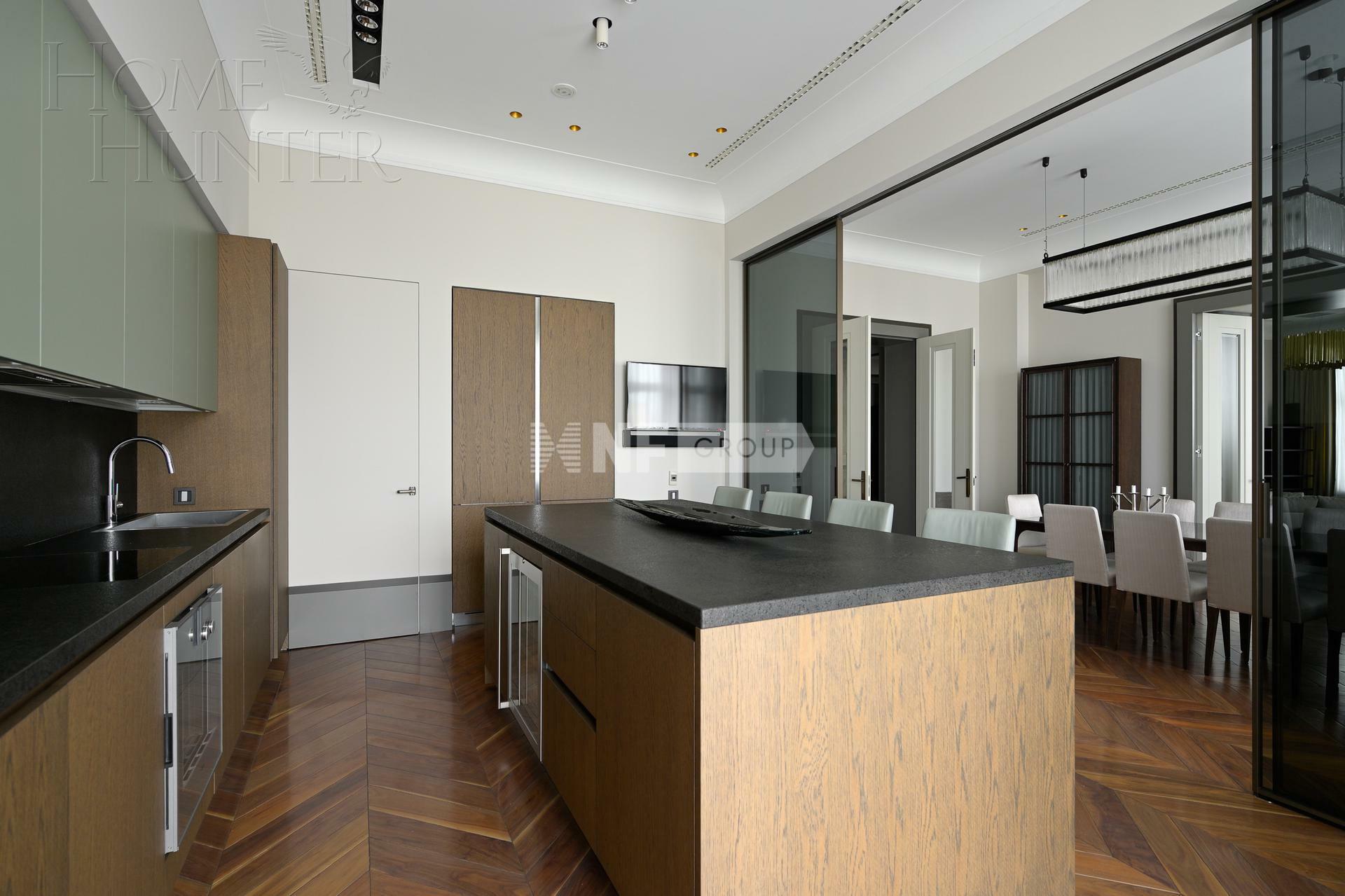 6-КОМН. КВАРТИРА С ОТДЕЛКОЙ 280.3 М² НА 6 ЭТАЖЕ