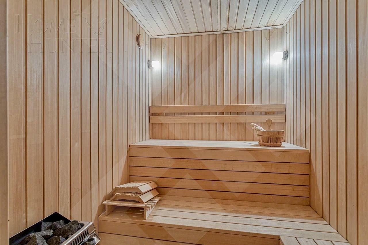 2-этажный коттедж 440.4 м² с отделкой