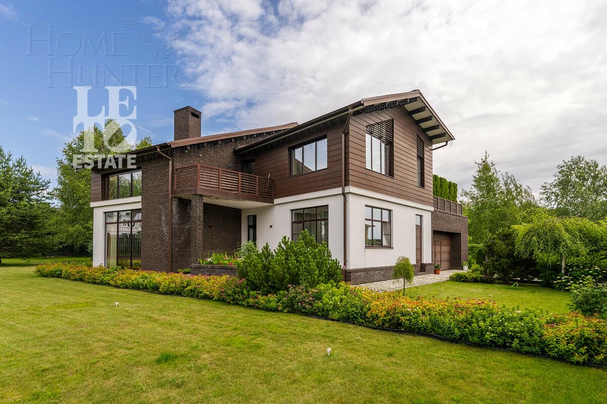 2-этажный коттедж 535 м² с отделкой