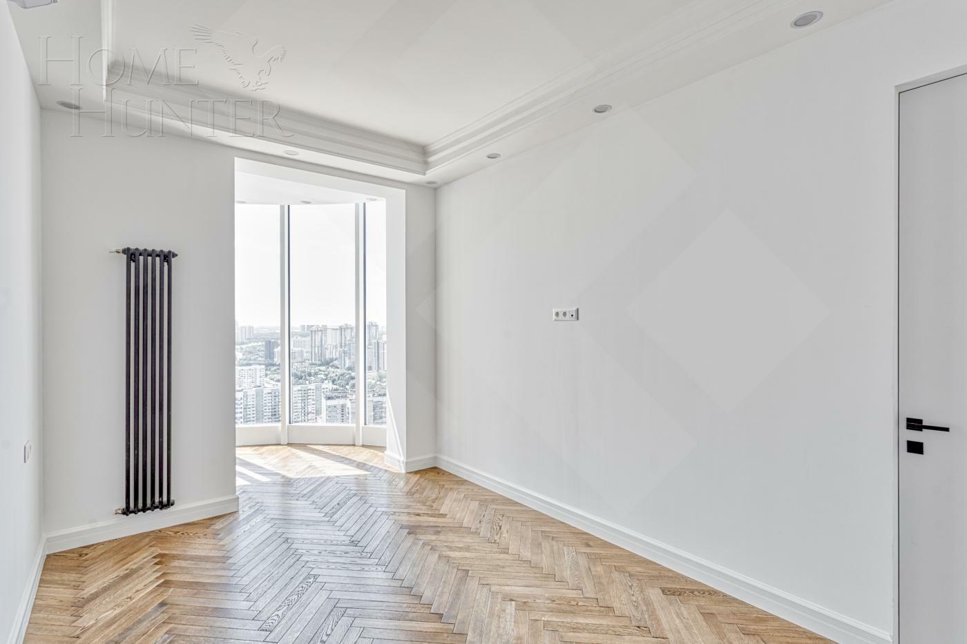 5-КОМН. КВАРТИРА С ОТДЕЛКОЙ 139 М² НА 32 ЭТАЖЕ