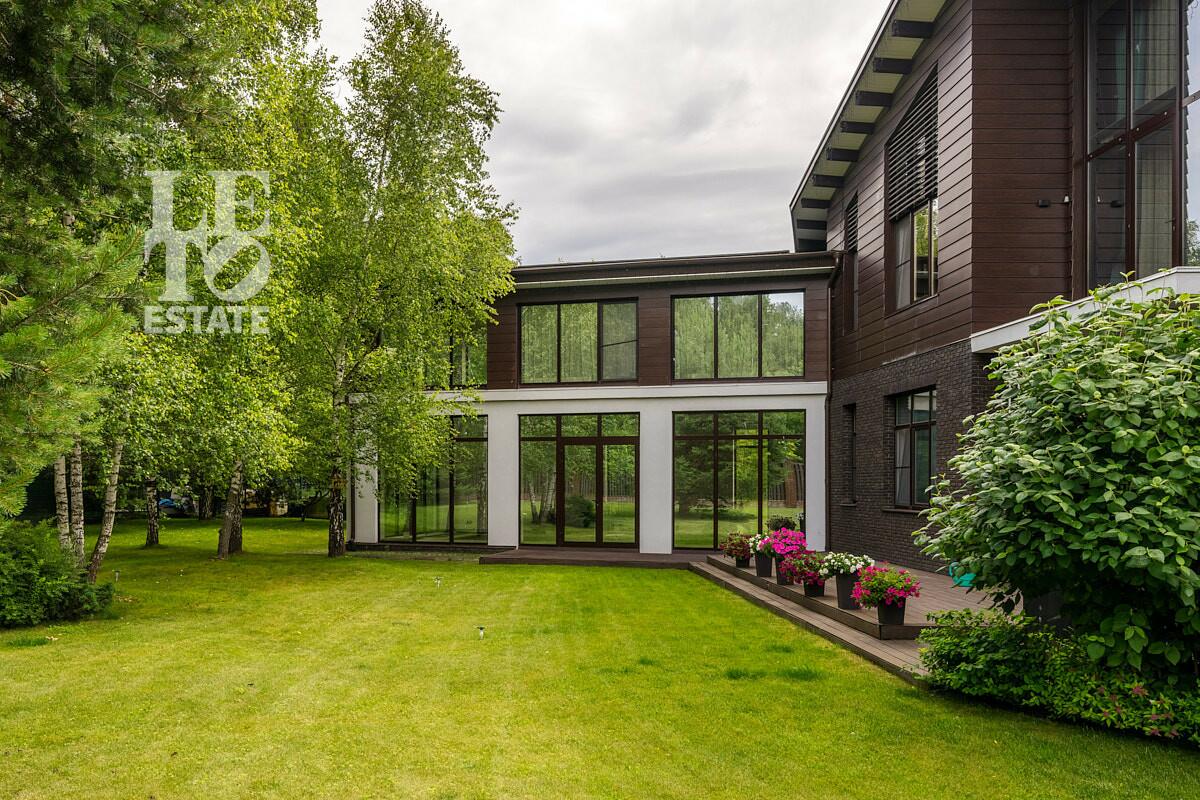 2-этажный коттедж 535 м² с отделкой