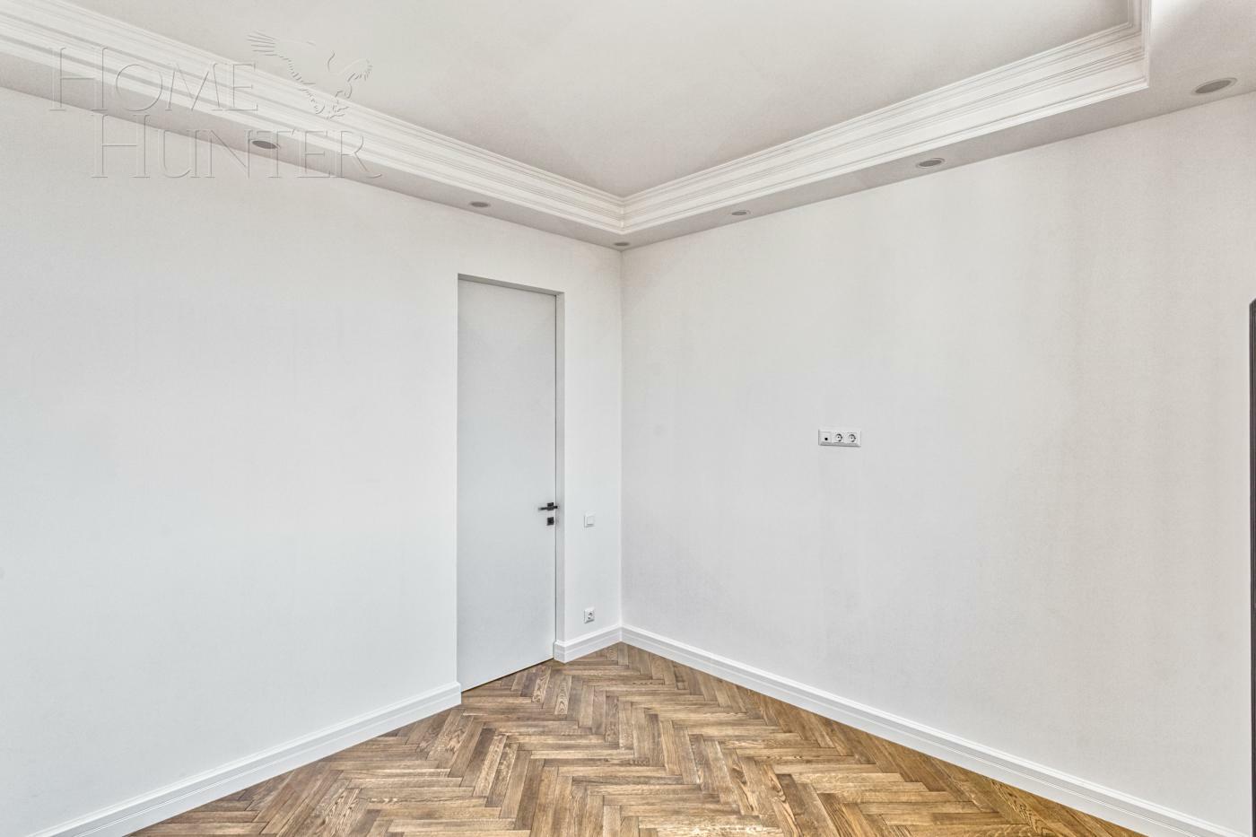 5-КОМН. КВАРТИРА С ОТДЕЛКОЙ 139 М² НА 32 ЭТАЖЕ