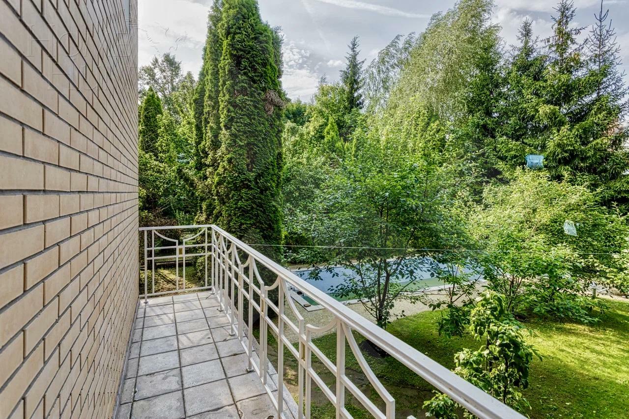 2-этажный коттедж 440.4 м² с отделкой