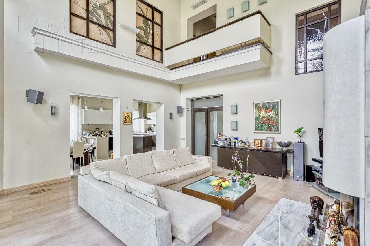 2-этажный коттедж 440.4 м² с отделкой