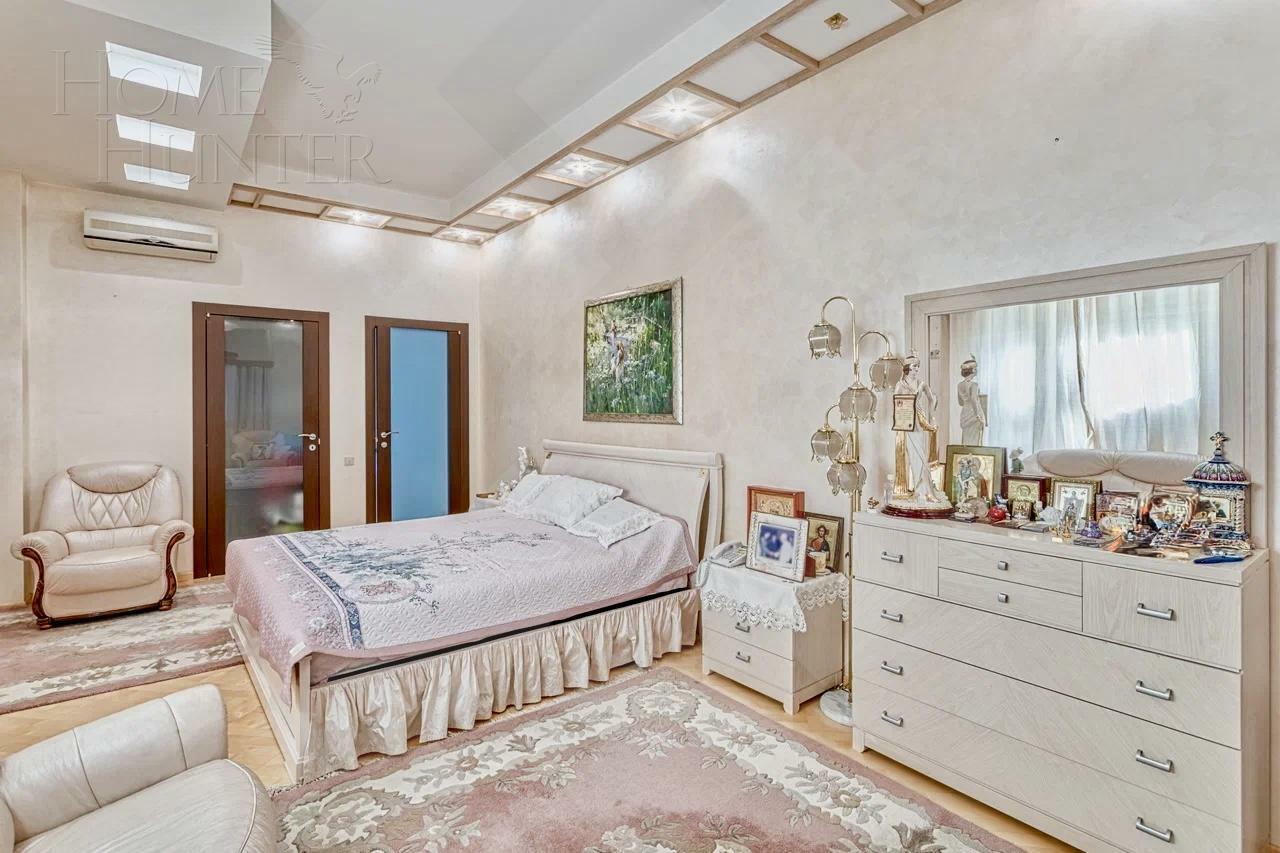 2-этажный коттедж 440.4 м² с отделкой