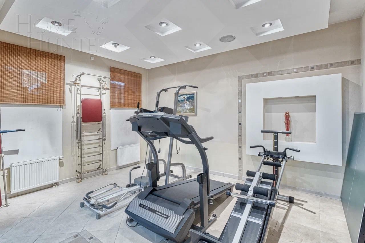 2-этажный коттедж 440.4 м² с отделкой