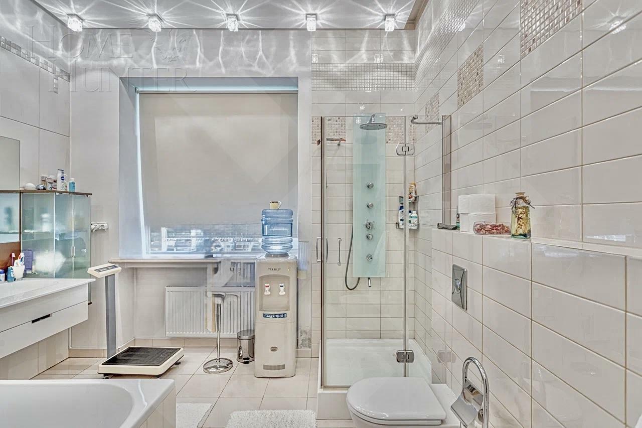 2-этажный коттедж 440.4 м² с отделкой