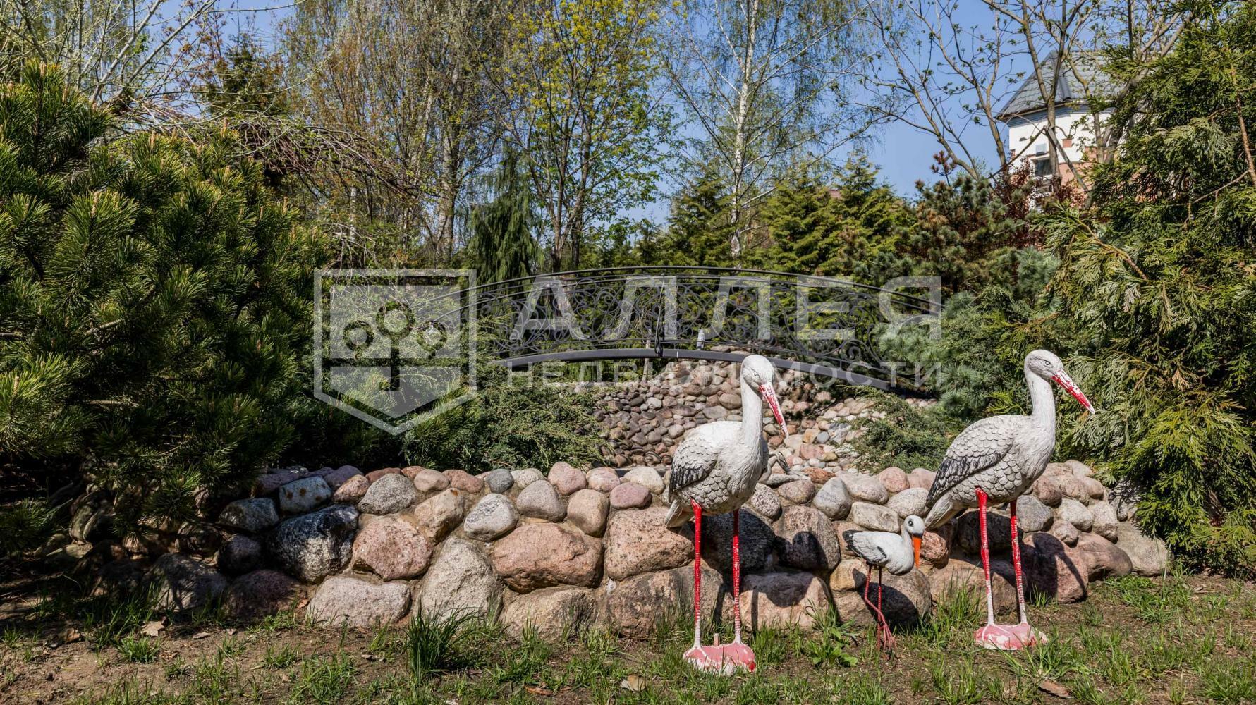 3-этажный коттедж 762 м² с отделкой