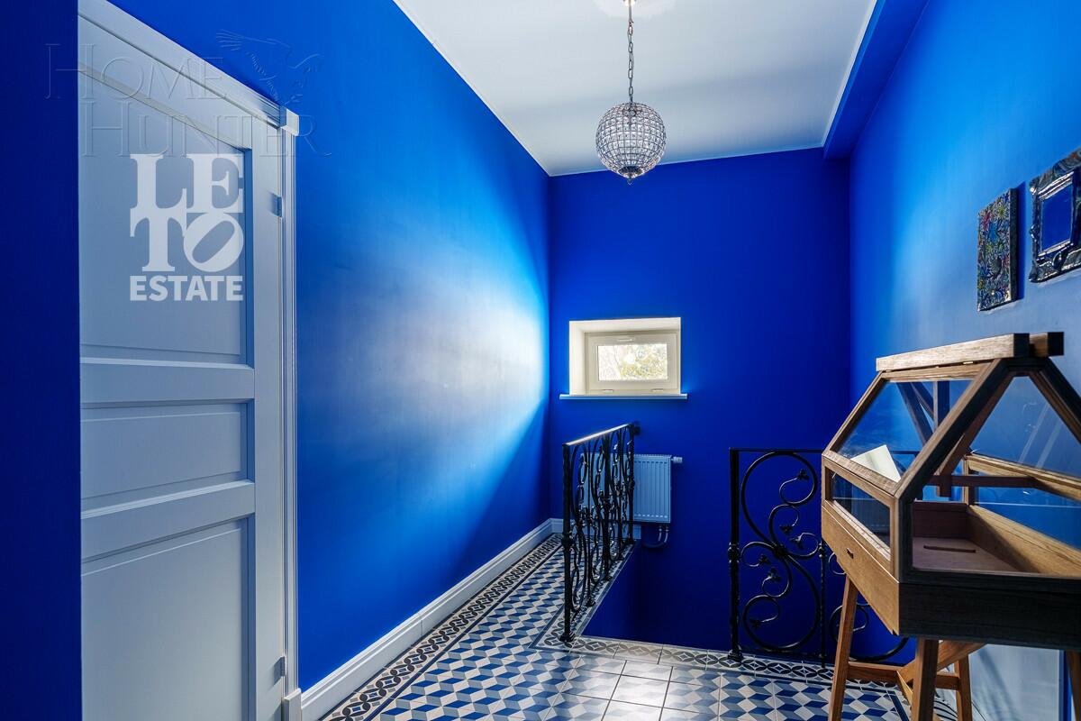 2-этажный коттедж 585 м² с отделкой