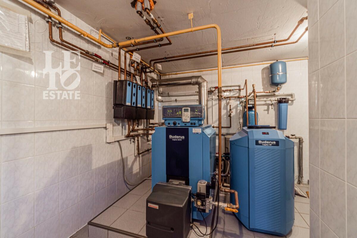 3-этажный коттедж 426 м² с отделкой