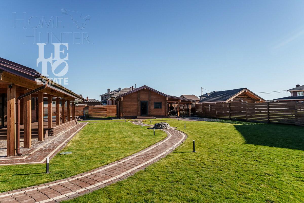 2-этажный коттедж 400 м² с отделкой