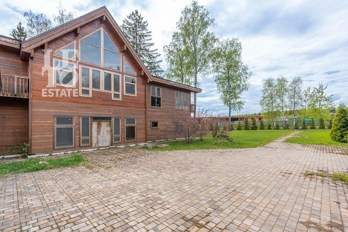 2-этажный коттедж 432.7 м² без отделки