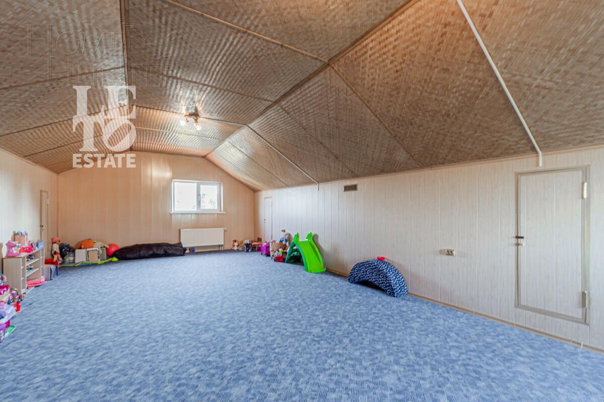 3-этажный коттедж 426 м² с отделкой