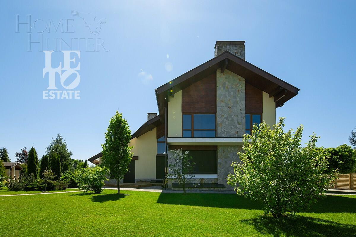 2-этажный коттедж 962.1 м² без отделки