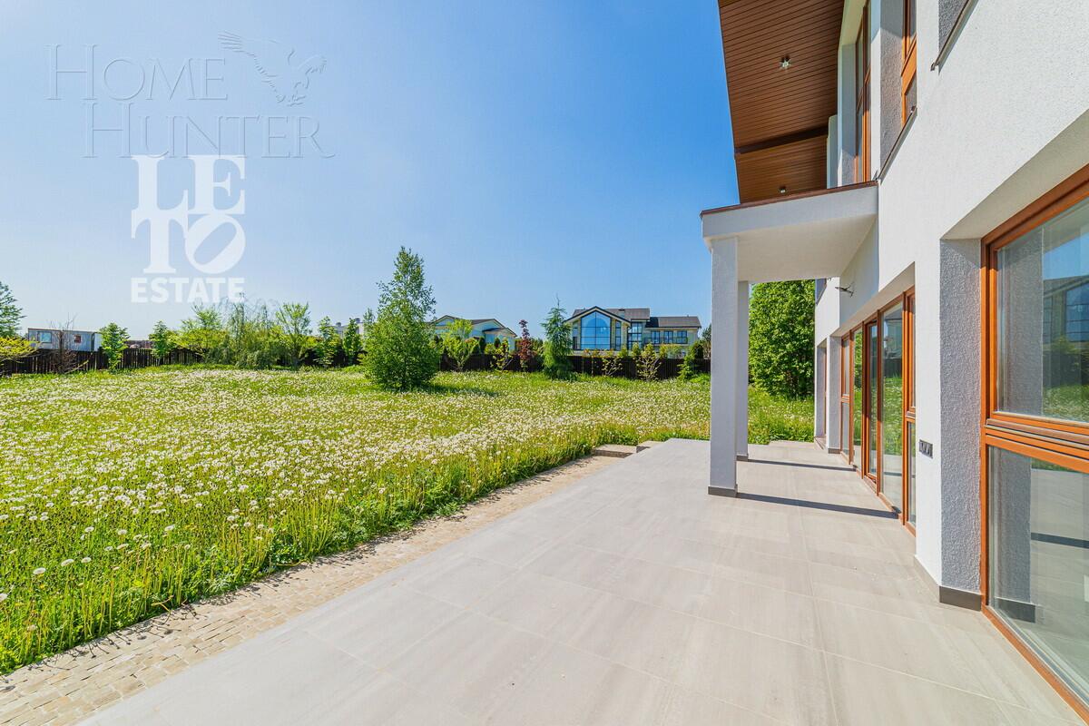 2-этажный коттедж 294 м² с отделкой