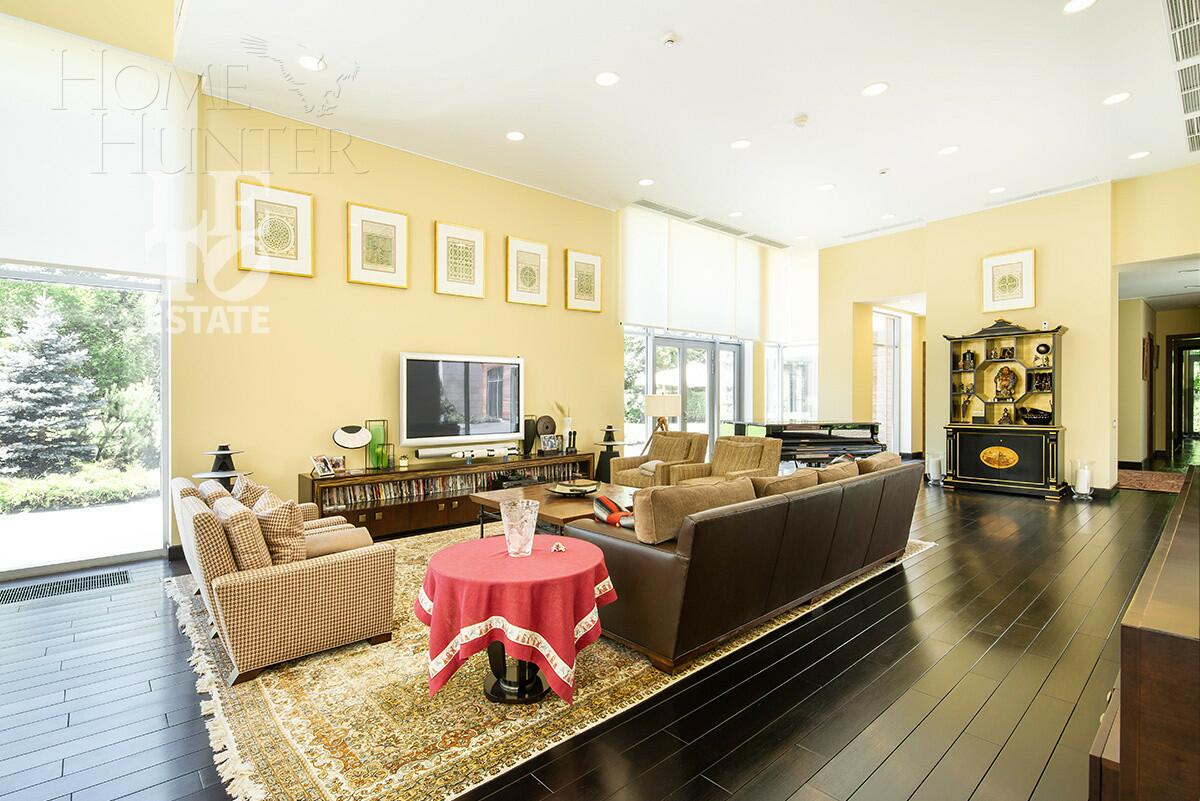 1-этажный коттедж 650 м² с отделкой