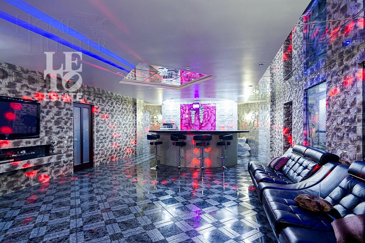 2-этажный коттедж 550 м² с отделкой