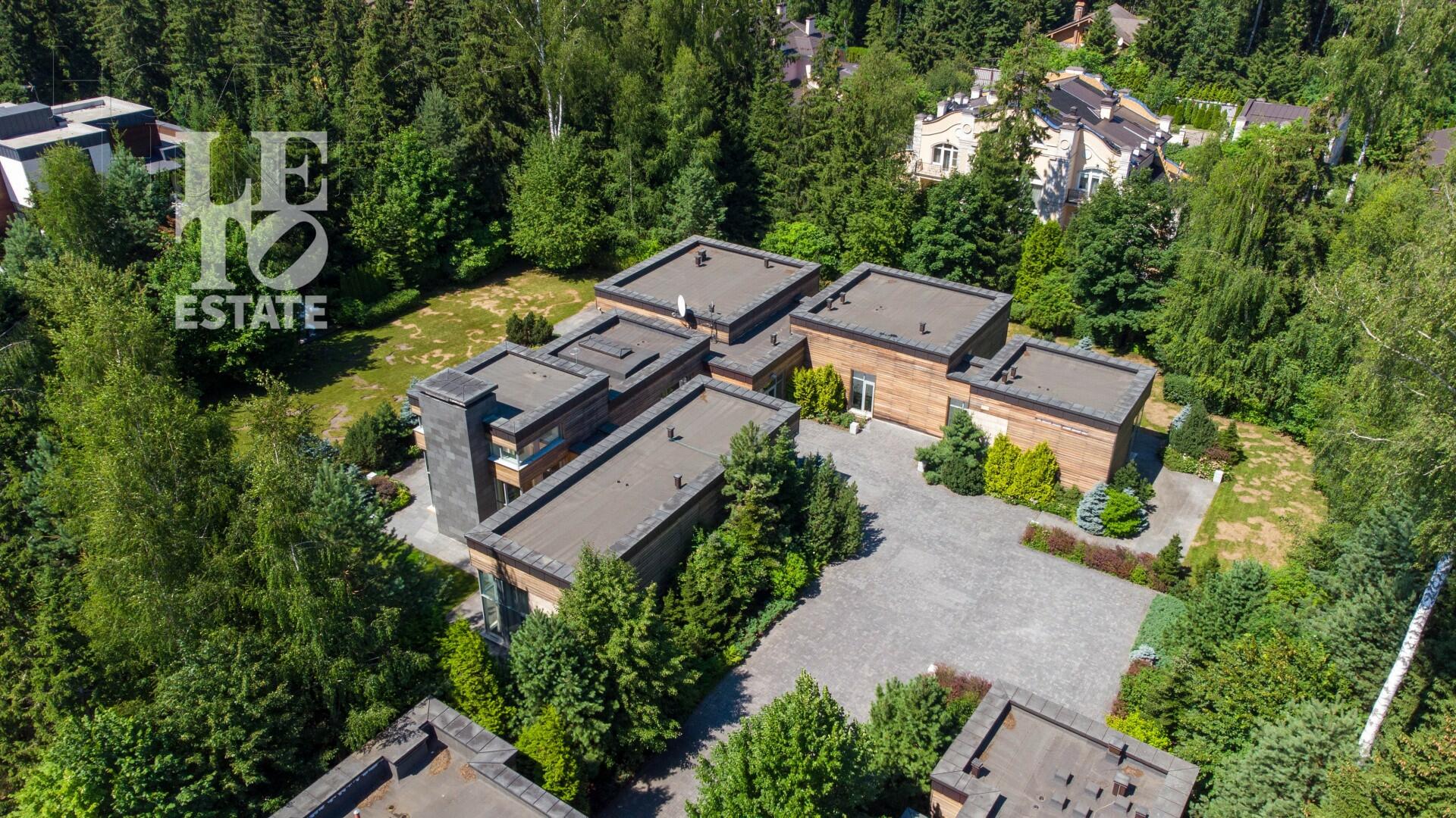 1-этажный коттедж 650 м² с отделкой