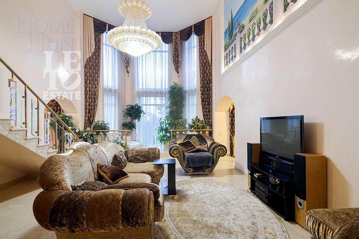 2-этажный коттедж 550 м² с отделкой