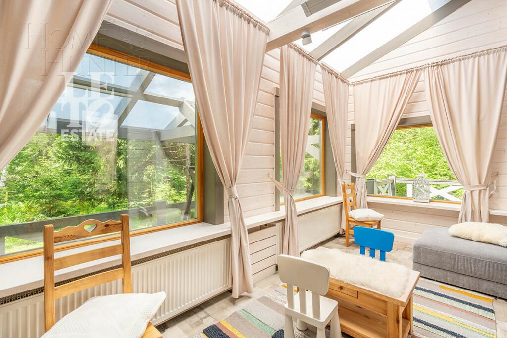 2-этажный коттедж 400 м² с отделкой