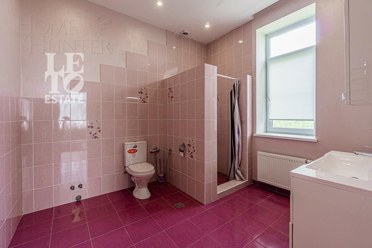 2-этажный коттедж 1 080 м² с отделкой