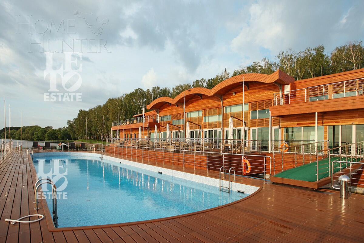 3-этажный коттедж 1 445 м² без отделки