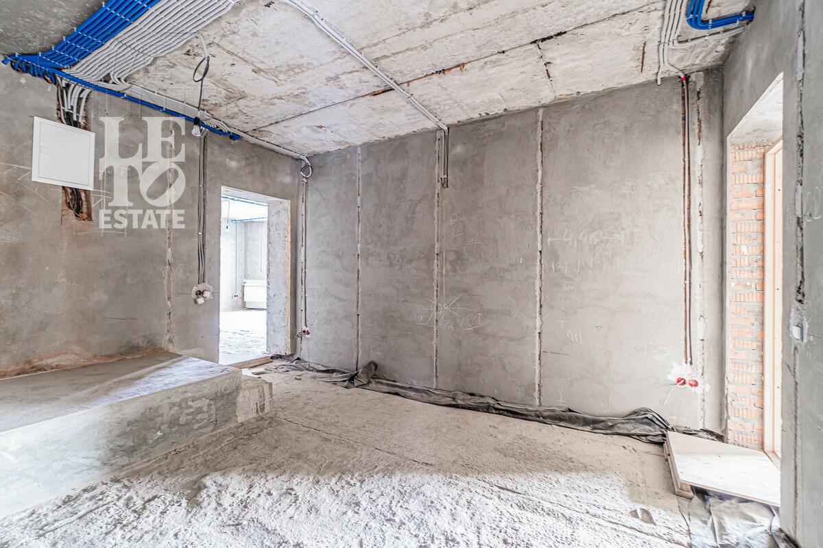 2-этажный коттедж 680 м² без отделки