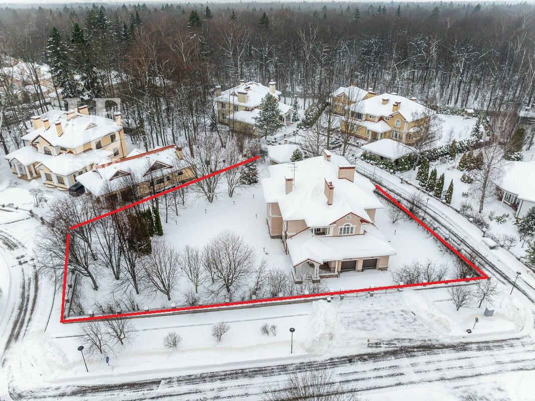 2-этажный коттедж 495 м² с отделкой