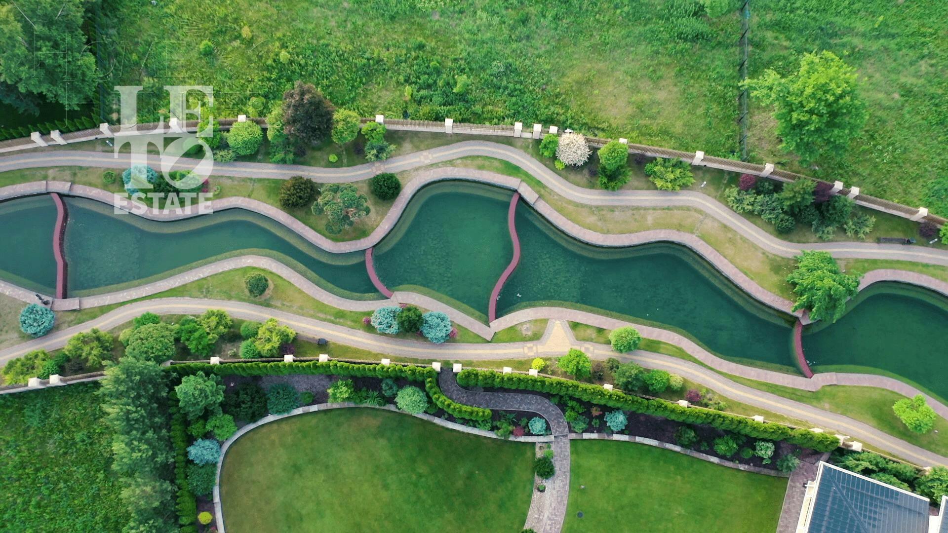 2-этажный коттедж 307 м² без отделки