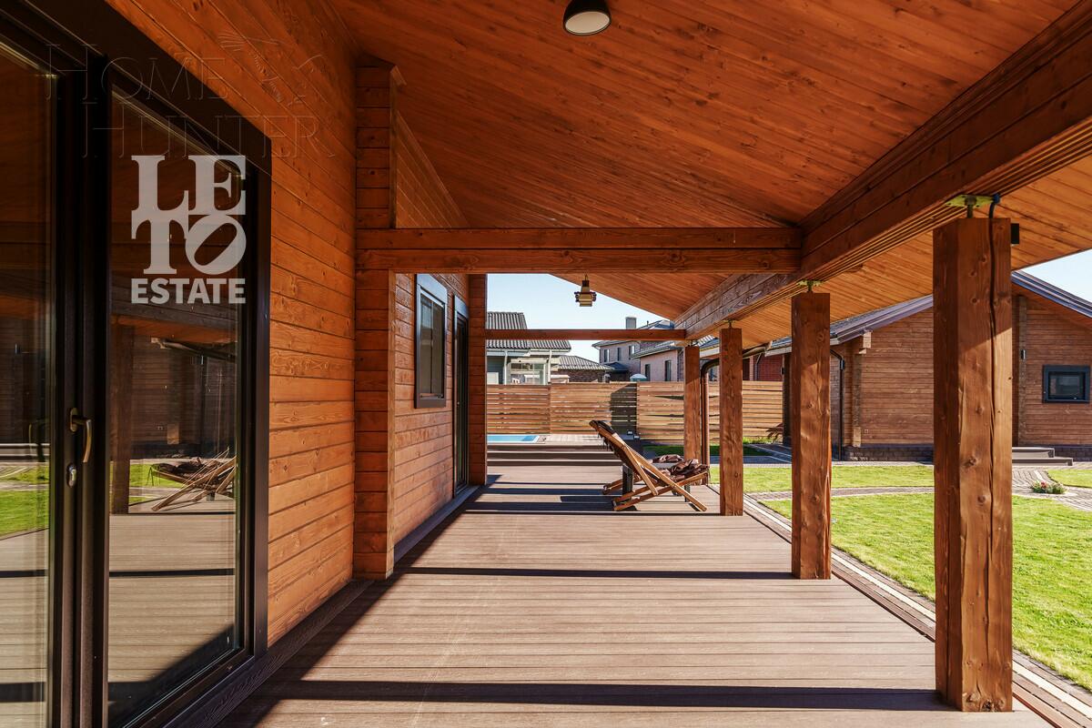 2-этажный коттедж 400 м² с отделкой