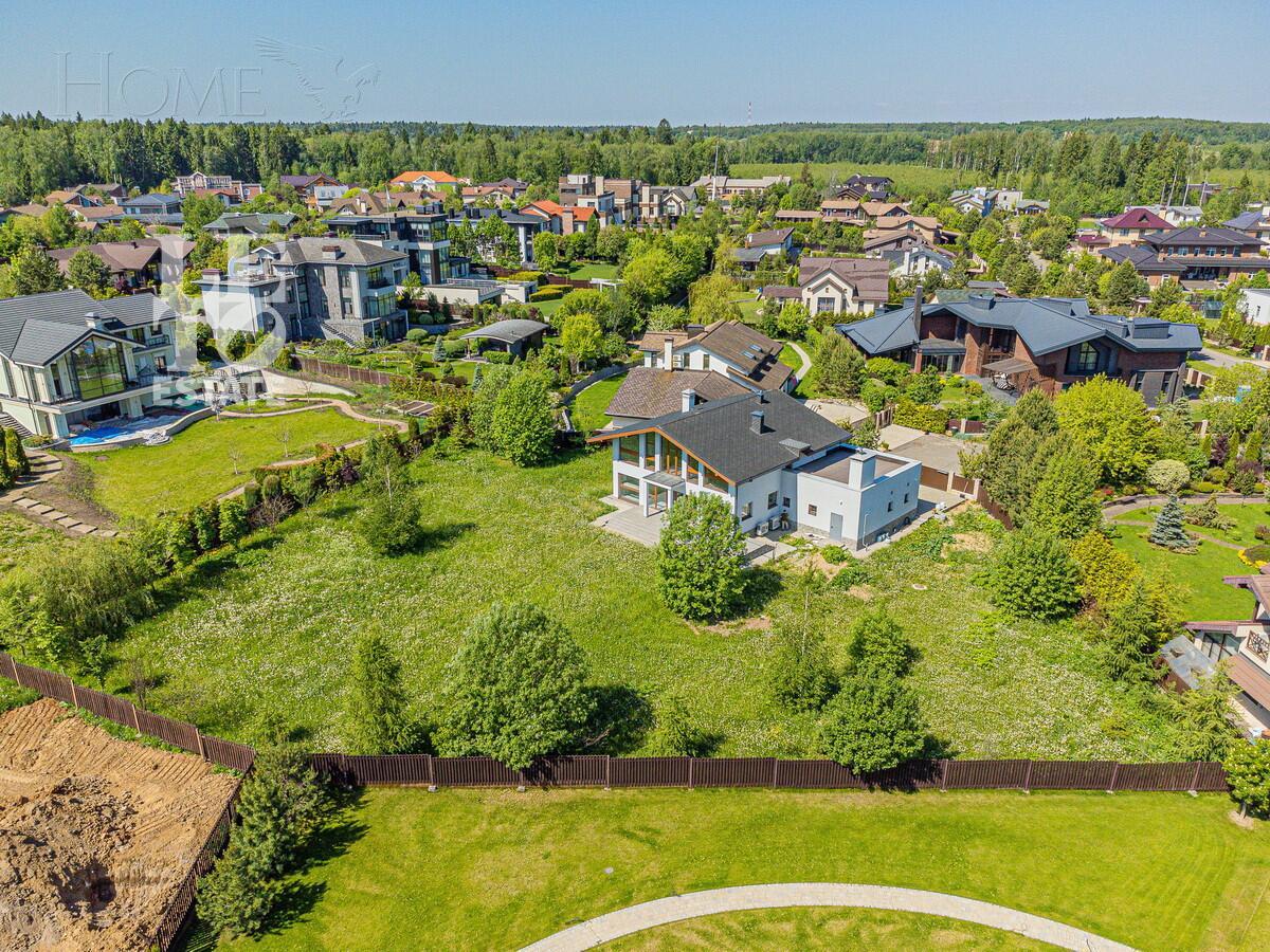 2-этажный коттедж 294 м² с отделкой