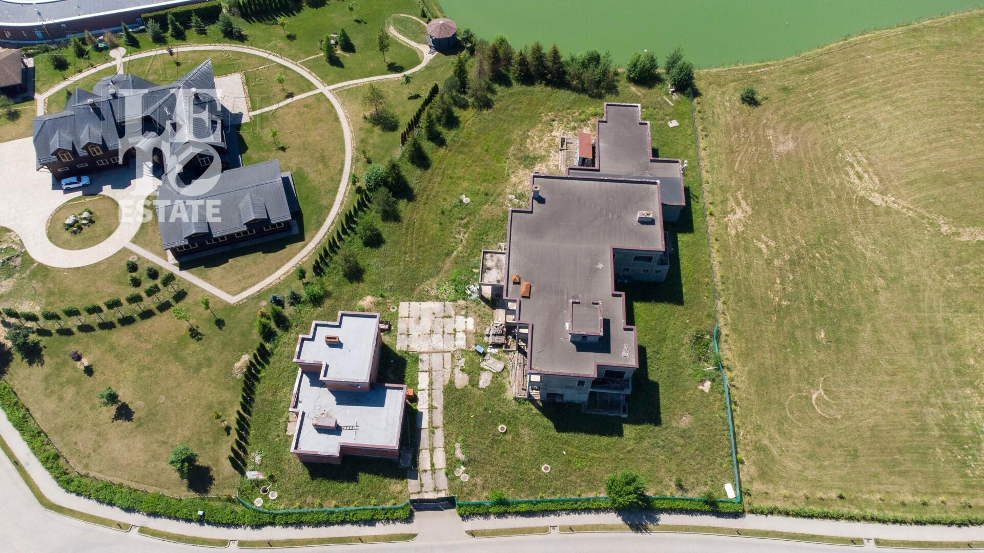 2-этажный коттедж 1 000 м² без отделки