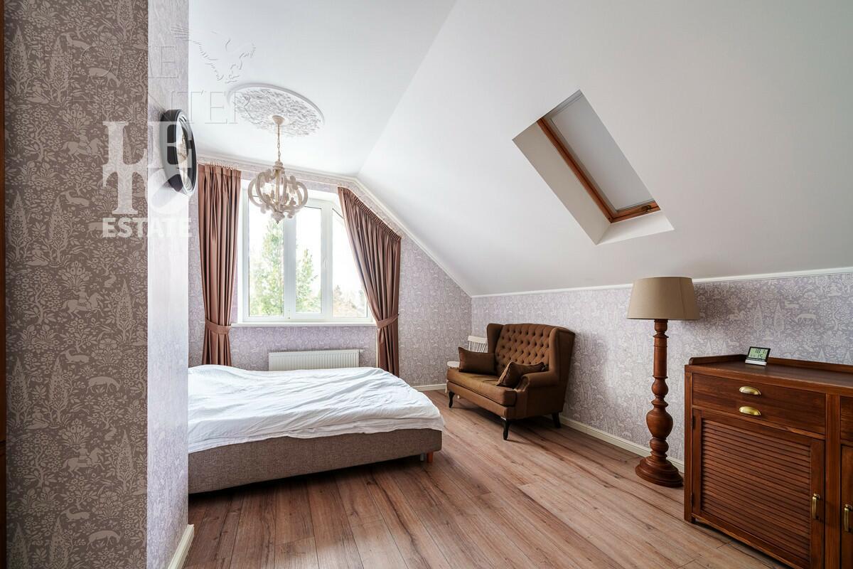 2-этажный коттедж 585 м² с отделкой