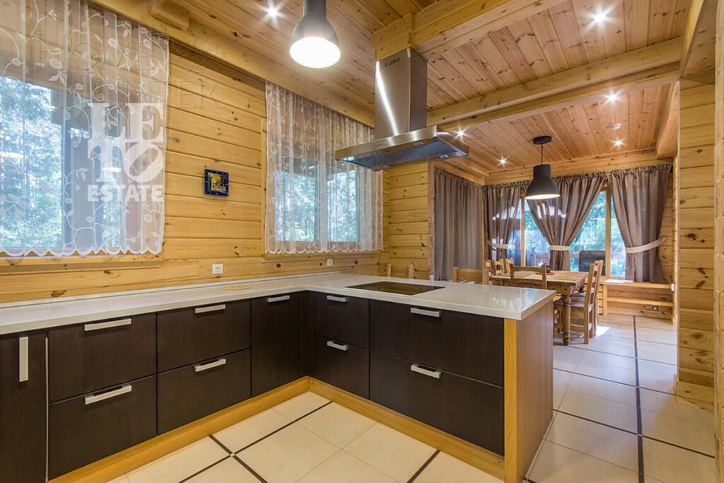 2-этажный коттедж 500 м² с отделкой