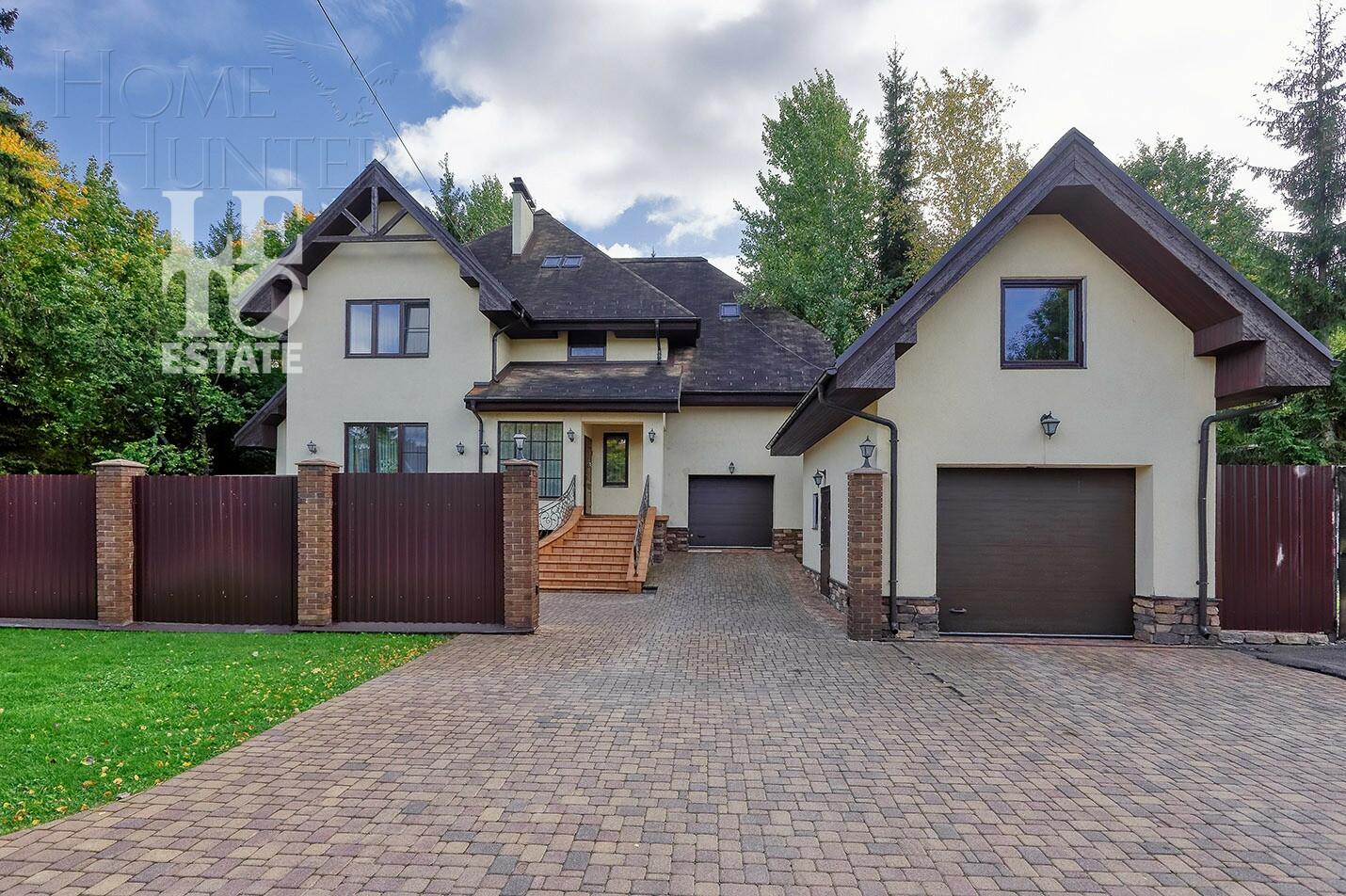 2-этажный коттедж 650 м² с отделкой