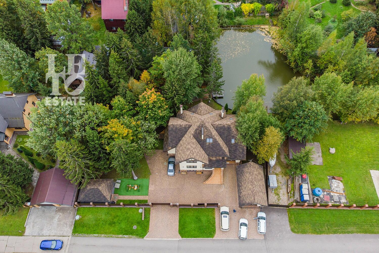 2-этажный коттедж 650 м² с отделкой