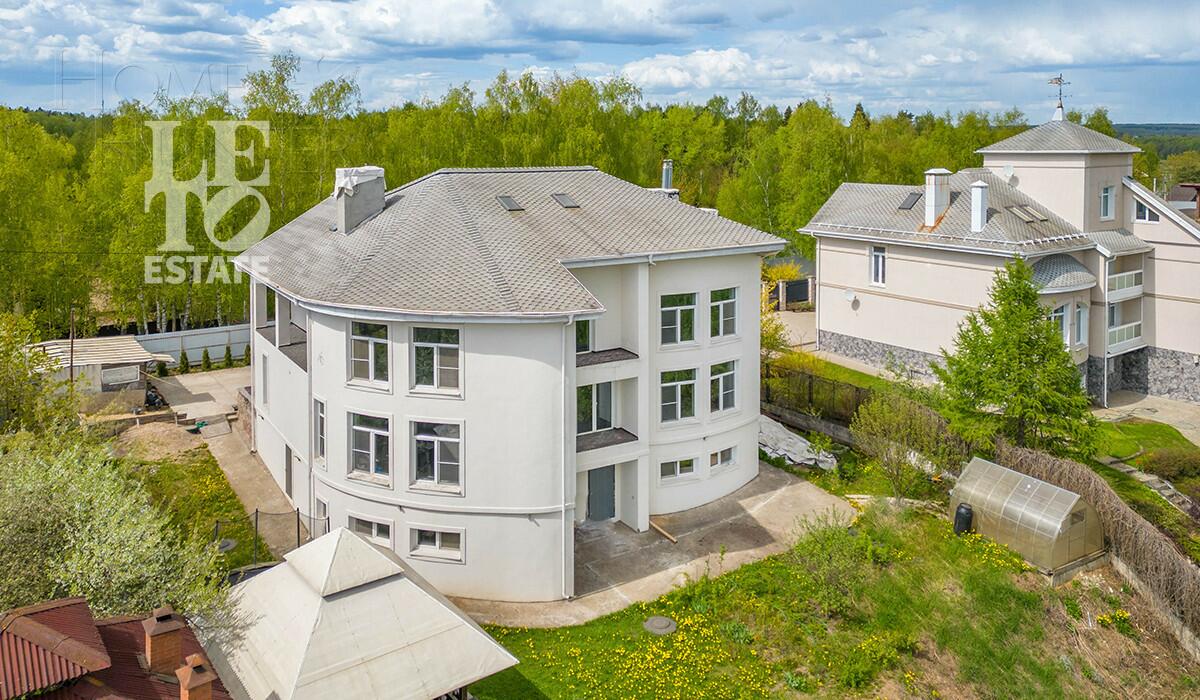 2-этажный коттедж 680 м² без отделки