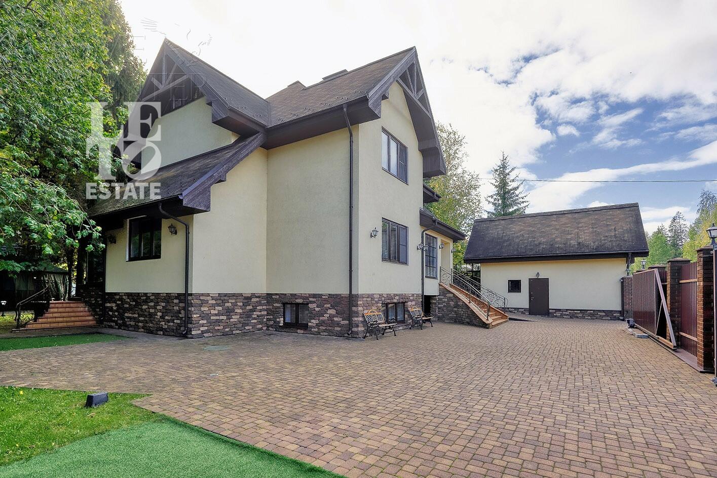 2-этажный коттедж 650 м² с отделкой