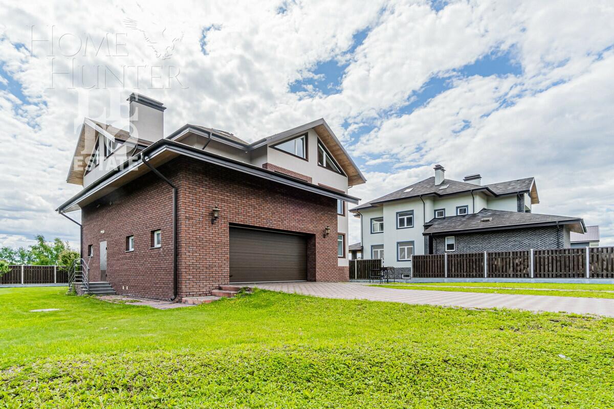 2-этажный коттедж 1 080 м² с отделкой