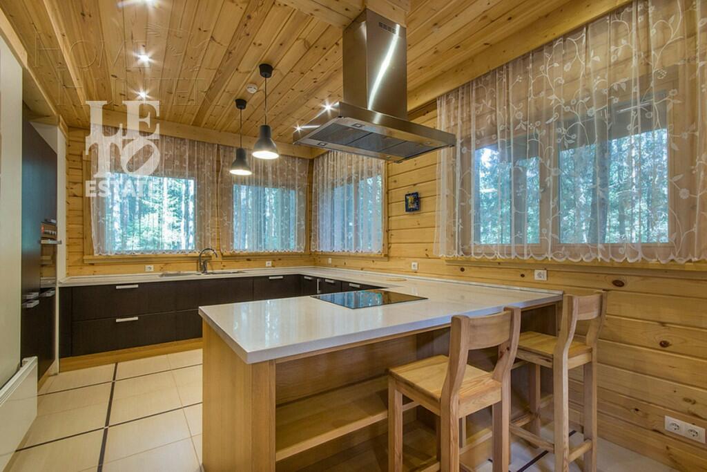 2-этажный коттедж 500 м² с отделкой