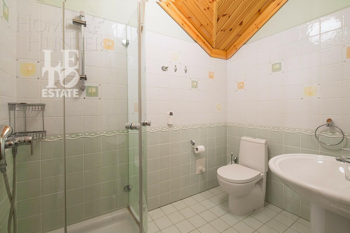 2-этажный коттедж 309 м² с отделкой