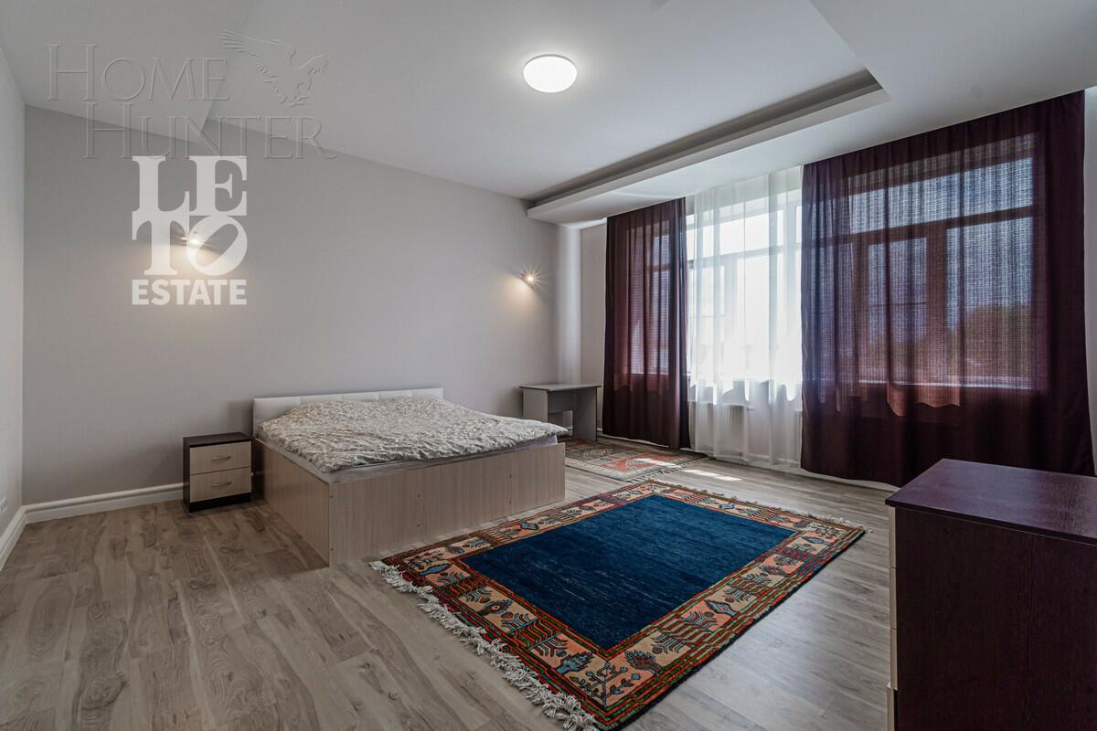 2-этажный коттедж 1 080 м² с отделкой