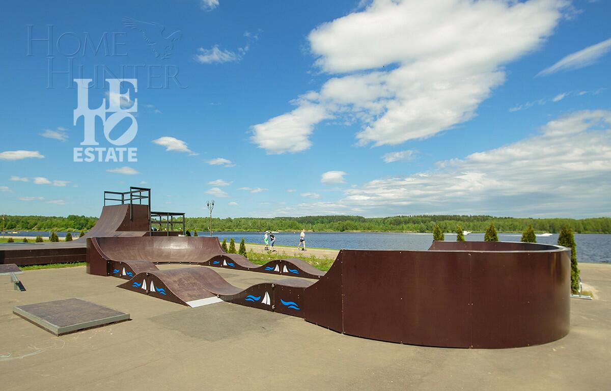 2-этажный коттедж 568.2 м² без отделки